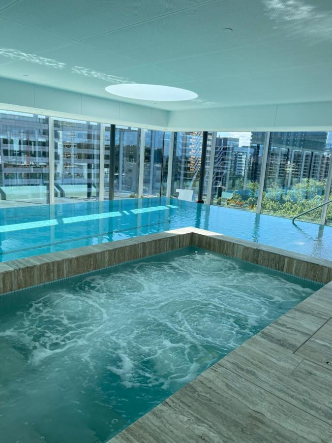 The Fawkner Apartment Bay-View Pool/Gym Free Parking Мельбурн Экстерьер фото