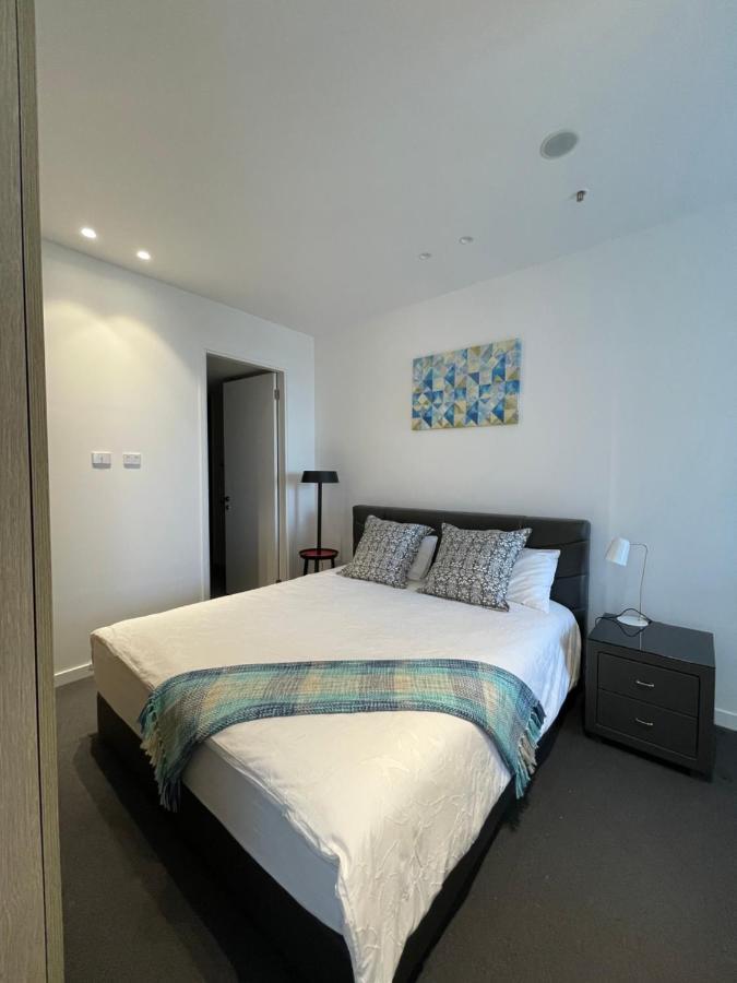 The Fawkner Apartment Bay-View Pool/Gym Free Parking Мельбурн Экстерьер фото